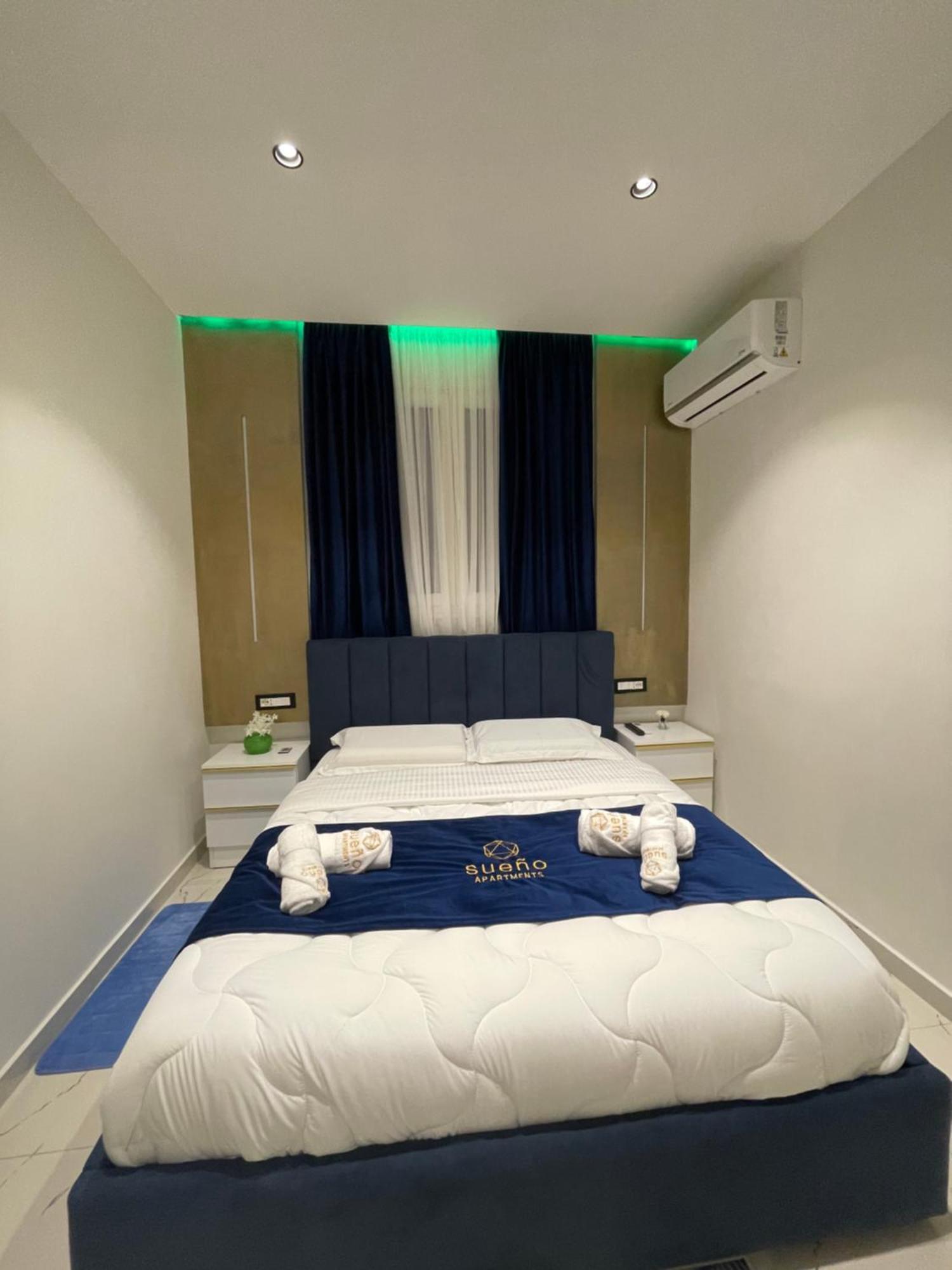 Sueno Apartments & Suites Tirana Habitación foto